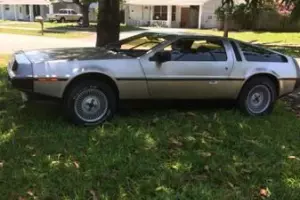 1981 DeLorean DeLorean