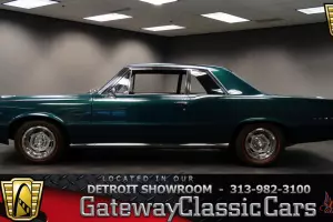 1965 Pontiac Tempest Photo