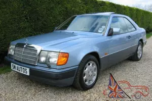  1993 MERCEDES BENZ W124 320 CE PILLARLESS COUPE 