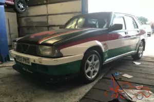 Alfa Romeo 75. 3.0 V6 Veloce