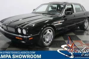 1997 Jaguar XJR
