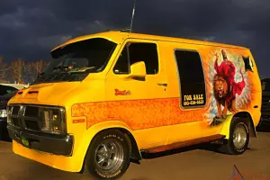 Dodge : Ram Van B100 series