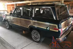 1989 Jeep Wagoneer Photo
