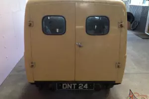 1946 MORRIS Z Van in "Barn Find" Condition