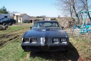 Pontiac : Trans Am T-Top with 2 door and Shaker