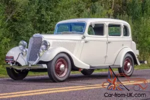 1934 Ford Deluxe Sedan