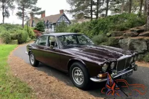 Daimler Double Six 1973