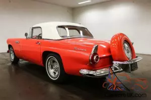 1956 Ford Thunderbird