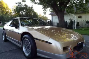 Pontiac : Fiero GT