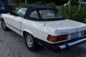 1976 Mercedes-Benz SL-Class
