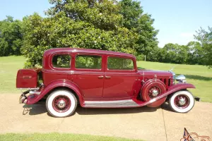 1932 Cadillac 355-B V8 Town Sedan Limo. Viceroy Maroon, Tan Bedford Cloth inside
