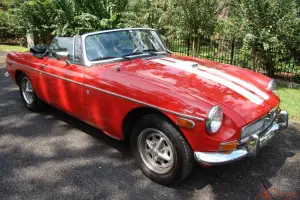 MGB ROADSTER 1974 CHROME BUMPER MODEL