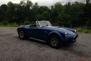 ORIGINAL METAL CAR NOT FAKE!!!!! Photo
