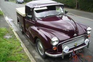  1971 MORRIS MINOR 1000 MAROON 