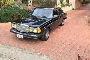 1985 Mercedes 300D with 152k Original Documented Miles - BLACK ON BLACK