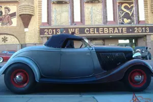 1933 Ford Roadster Nostalgic Flathead Hot Rod all Steel Full Fendered top folds