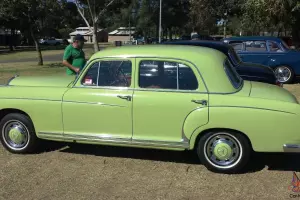 Mercedes Benz 1958 Ponton 220s in Bankstown, NSW
