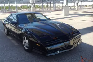 Pontiac : Trans Am 2 DHB Sports Coupe Aero