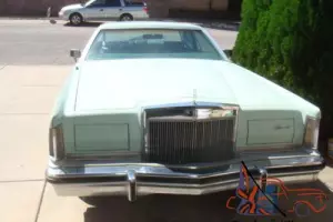 1979 Lincoln Mark Series Mark V Photo