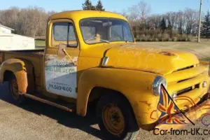 1957 International Harvester S-100