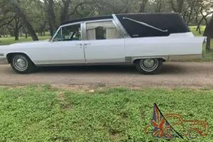 1966 Cadillac Superior Crown