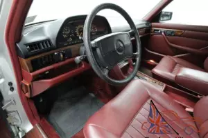 1988 Mercedes-Benz 300-Series SE
