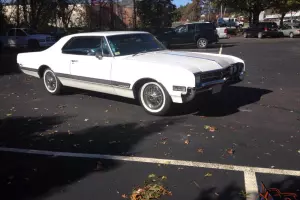 Oldsmobile : Starfire Base