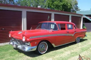  Ford 1957 Custom 300 