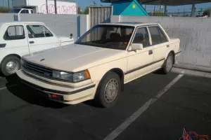 1986 Nissan Maxima GL Sedan 4-Door 3.0L