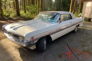 1961 Oldsmobile Starfire