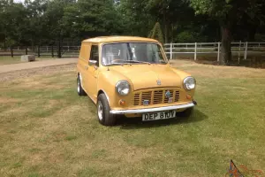  1980 AUSTIN MORRIS MINI 95L BROWN van 