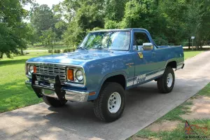 1978 Dodge Ramcharger Convertible Macho Blue NOS Factory White Soft Top NICE