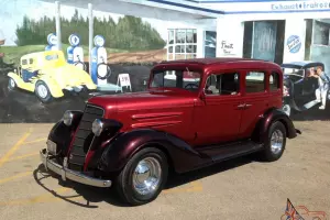 1934 oldsmobile f34 touring sedan