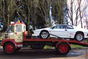LOTUS ESPRIT TURBO WHITE CLASSIC CAR TAX EXEMPT