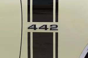 VERY RARE 442 CUTLASS W-30 CONVERTIBLE SAFRON YELLOW REAL DEAL!!