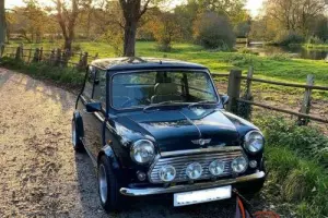 Rover Mini Cooper 1275 SPI Racing Green 1 owner