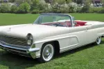 2-Door Convertible With The Breezeway Rear Window
