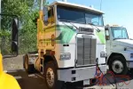 1989 Freightliner FLA8642T