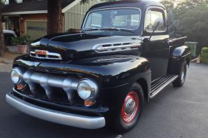 1951 Ford F-1 5 Star Cab