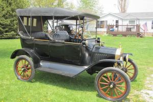 1915 Ford model T touring brass A fresh overhaul looks nice