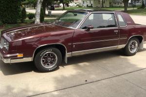 1984 Olds Cutlass Supreme Brougham Coupe, 5.0 V-8 4BBL, T-Top Photo