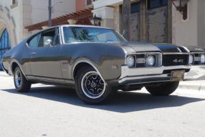 1968 oldsmobile 442 2 dr. Holiday Coupe   show car Photo