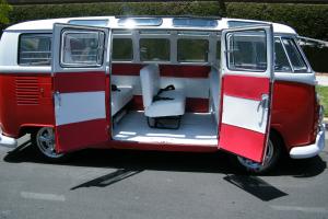 1965 VW Bus 21 Window Rag Top