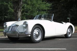 1961 MGA Roadster 1600 convertible, restored, white, exceptional restored, 61 Photo