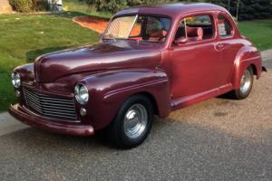 1947 Ford Super Deluxe Coupe Photo
