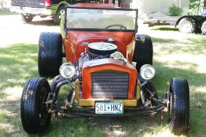 Classic Ford hot Rod Roadster with HP Race Motor Photo