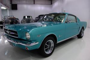 1965 FORD MUSTANG FASTBACK, PROFESSIONALLY RESTORED, STUNNING! Photo