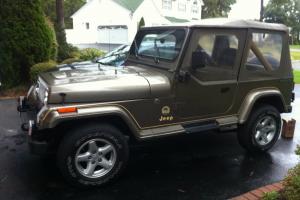 1989 Jeep Wrangler Sahara 4.2L Automatic, soft top w/ 1/2 drs, only 11,100 miles