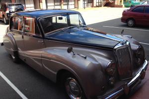 Armstrong Siddeley in North Albury, NSW