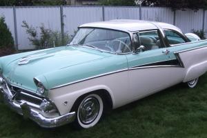 Ford : Crown Victoria 2 Doors Photo